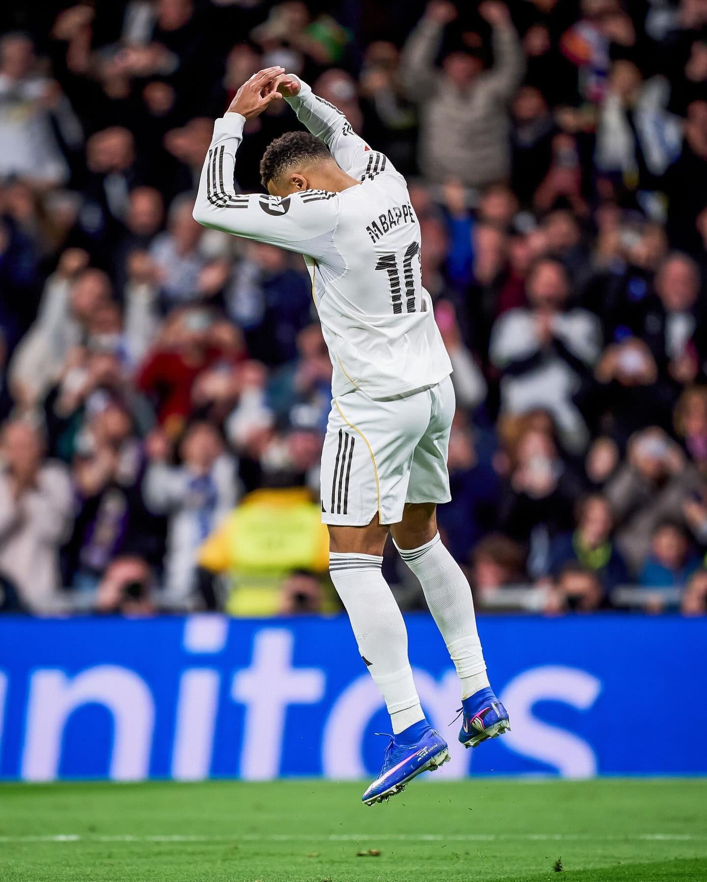 迈阿密国际与塞尔塔谈判阿连德转会，上赛季24球前锋引争夺